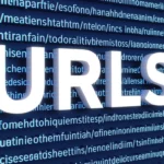 A képen a 'URLs' felirat látható, háttérben kódolt szövegekkel, amelyek a weboldalak URL struktúrájára utalnak.